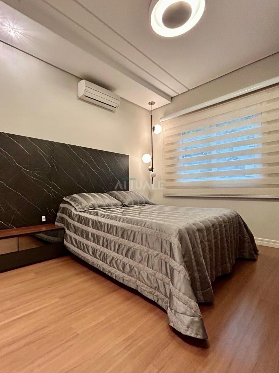 casal suite closet (1)