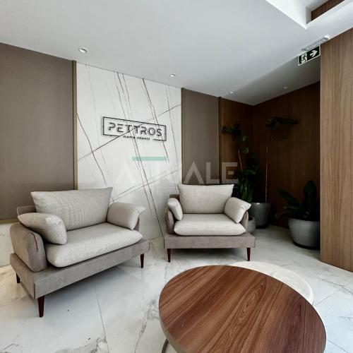 Pettros Home Resort