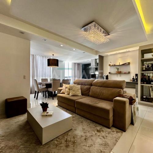 Apartamento Semimobiliado 