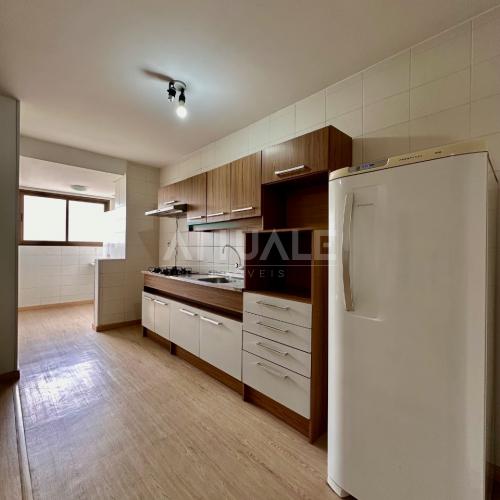 Apartamento Semimobiliado 