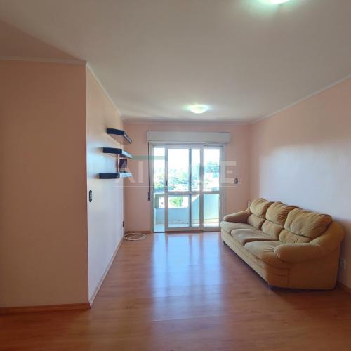 Apartamento Semimobiliado