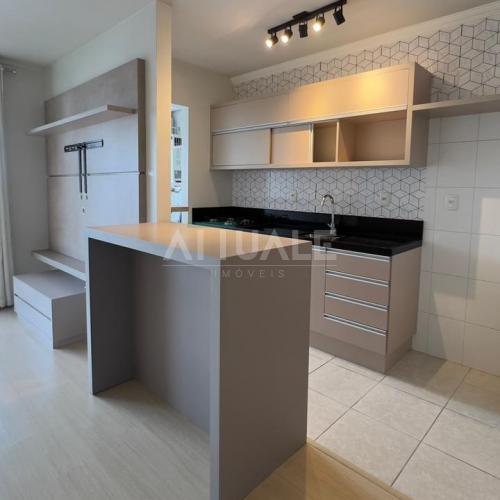 Apartamento Semimobiliado