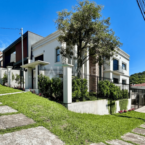 Casa do Ipê Amarelo