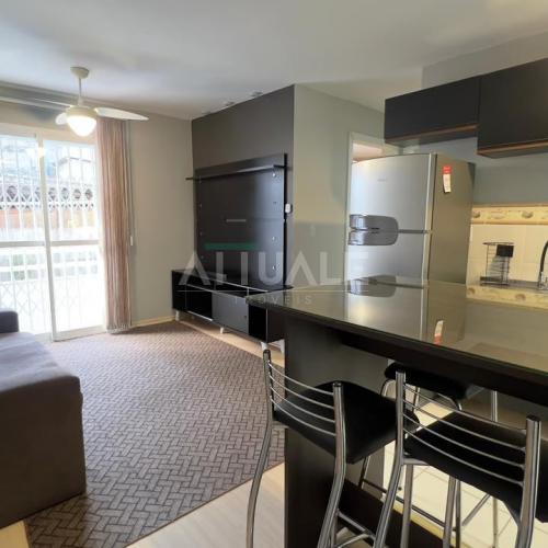 Apartamento Semimobiliado