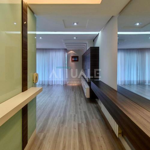 Apartamento Semimobiliado