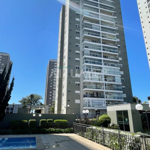 Apartamento Semimobiliado