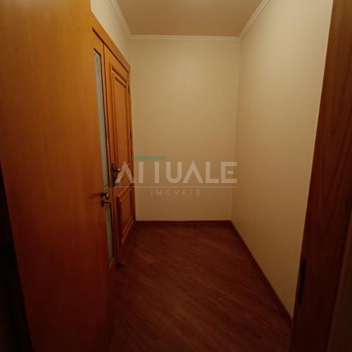 Apartamento Semimobiliado
