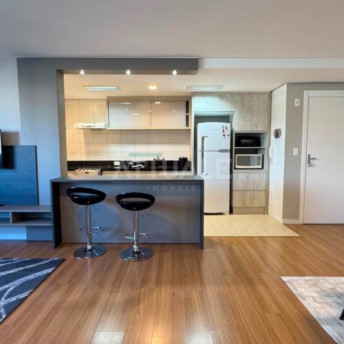 Apartamento Semimobiliado