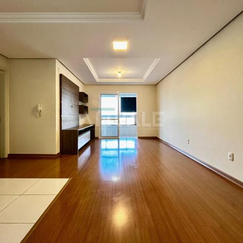 Apartamento Semimobiliado
