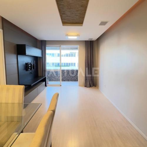 Apartamento Semimobiliado