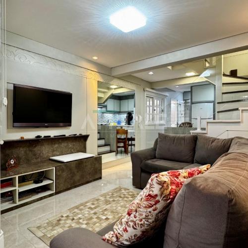 Sobrado Semimobiliado Residencial Parque das Flores