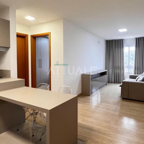 Apartamento Semimobiliado