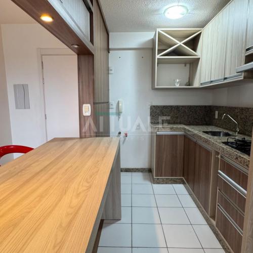 Apartamento Semimobiliado