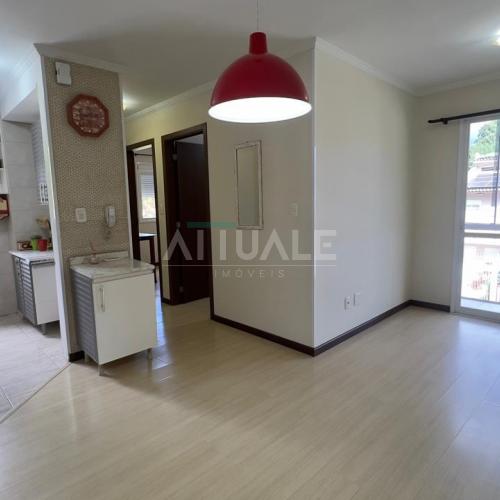 Apartamento Semimobiliado