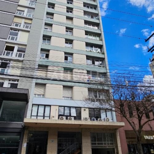 Apartamento Semimobiliado 