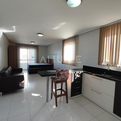 Apartamento Semimobiliado 