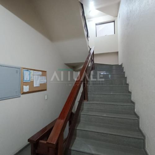 Apartamento Semimobiliado