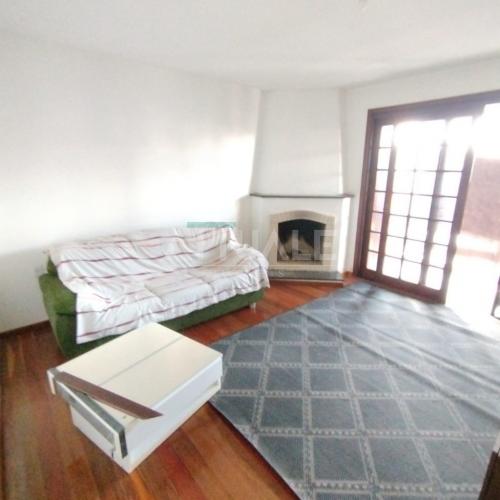 Apartamento Semimobiliado
