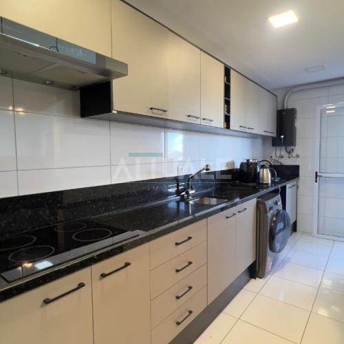 Apartamento Semimobiliado 