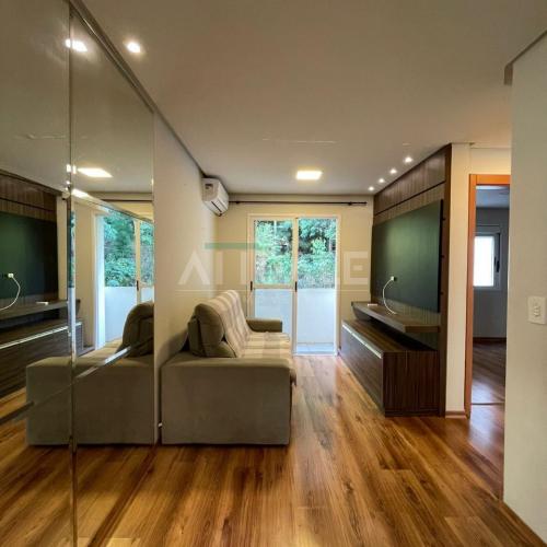 Apartamento Semimobiliado