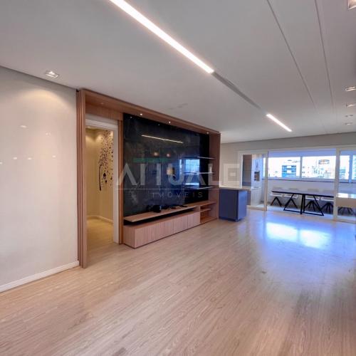 Apartamento Semimobiliado