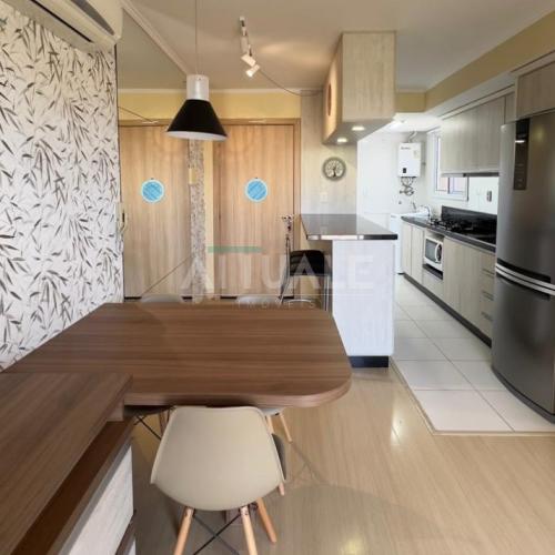 Apartamento Semimobiliado