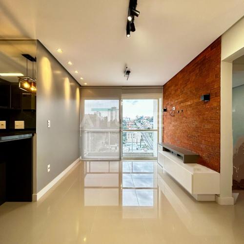 Apartamento Semimobiliado