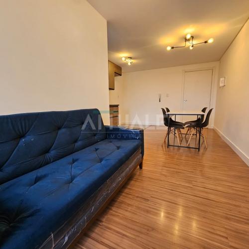 Apartamento Semimobiliado