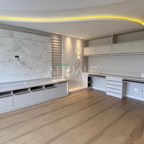 Apartamento Semimobiliado