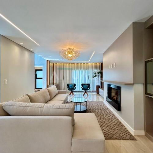 Casa do Ipê Amarelo