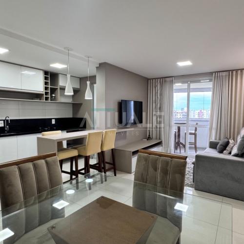 Apartamento Semimobiliado