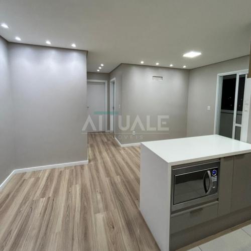Apartamento Semimobiliado