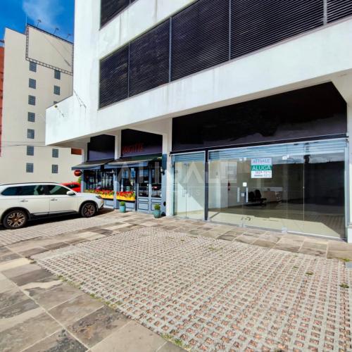 Loja Térrea Intersection