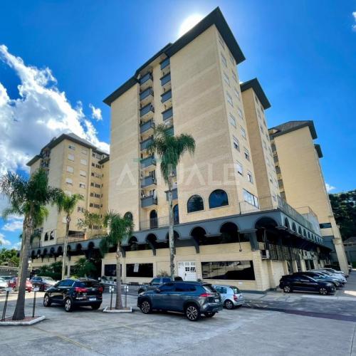 Apartamento Semimobiliado