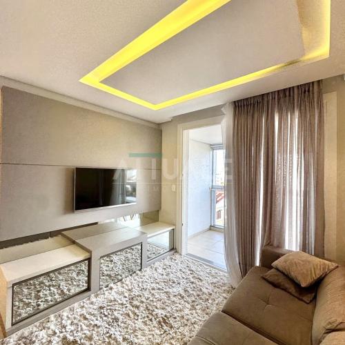 Loop Residence