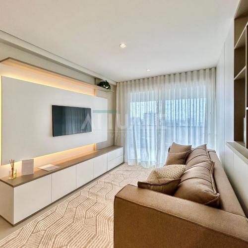 Apartamento Semimobiliado
