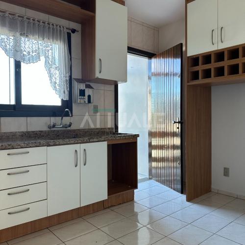 Sobrado Vinhedos Residencia 02