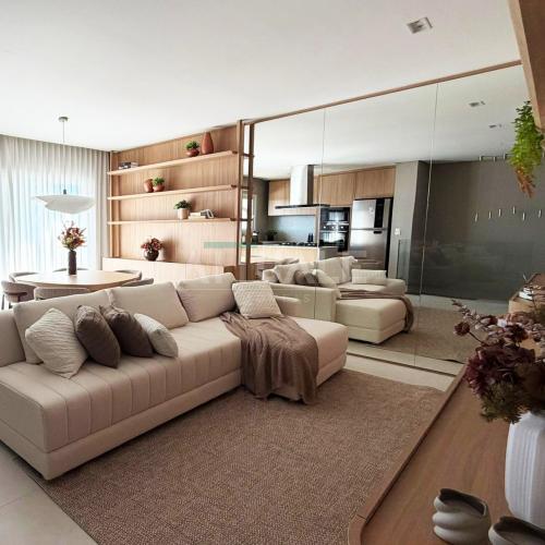 Level Place Residence