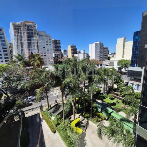 Apartamento Semimobiliado