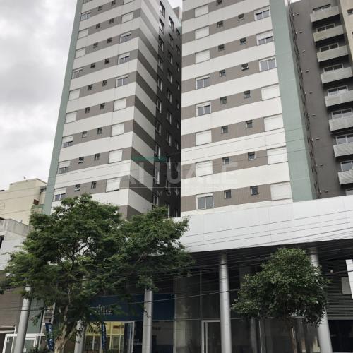 Apartamento Semimobiliado