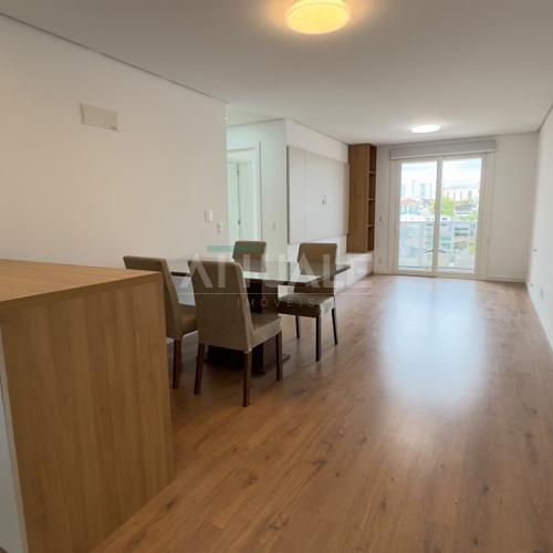 Apartamento Semimobiliado