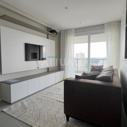 Apartamento Semimobiliado