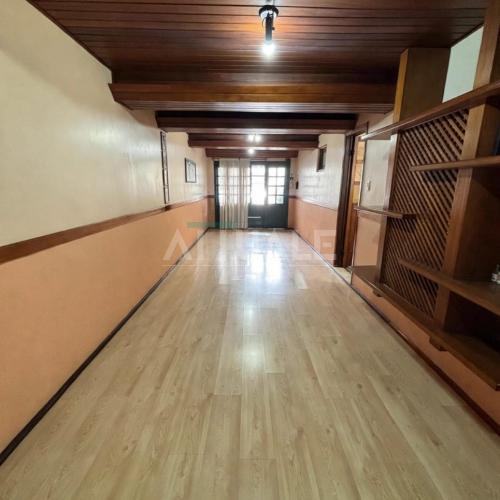Casa Residencial Semimobiliada