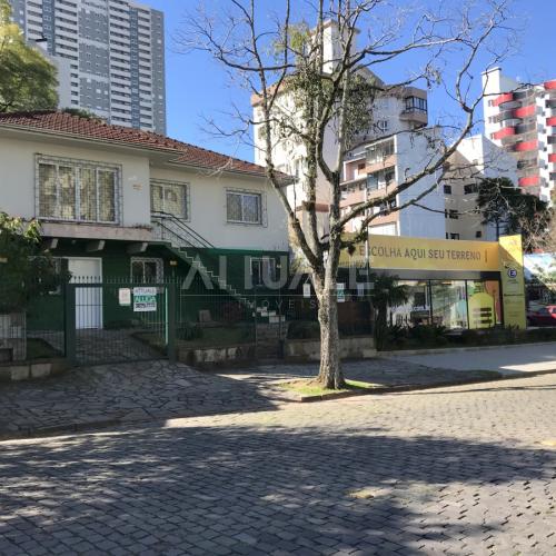 Casa Comercial Dr. Montaury